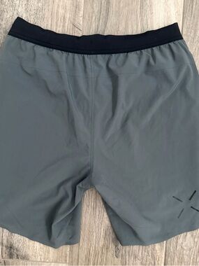Ten Thousand Mens Performance Gym L 9” Shorts in Charcoal with Black Waistband